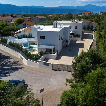 Terra Villa Linardici